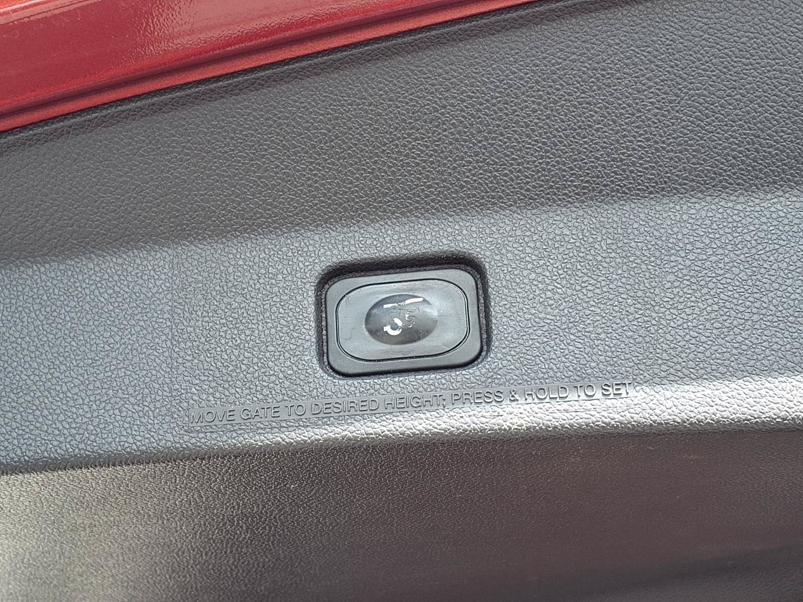 Used 2014 Ford Explorer XLT w/ Equipment Group 202A FWD image 7