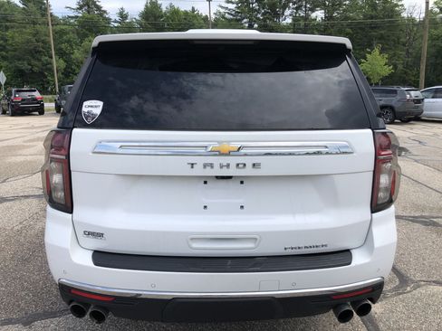 Used 2021 Chevrolet Tahoe Premier w/ Premium Package AWD/4WD image 4