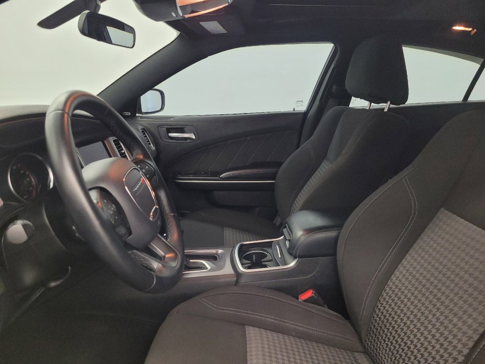 Used 2023 Dodge Charger SXT RWD image 17