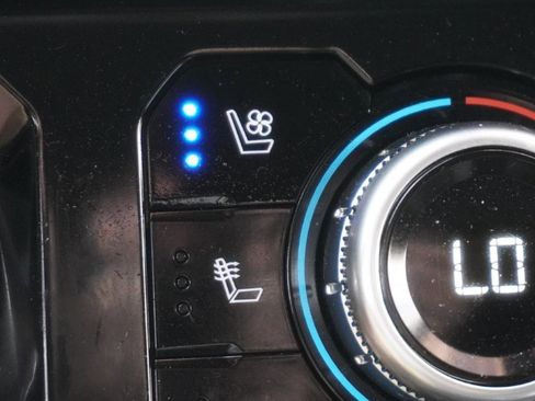 Used 2024 GMC Sierra 1500 Denali w/ Denali Reserve Package image 13