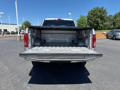 Used 2017 Ford F150 XL w/ Equipment Group 101A Mid AWD/4WD image 10