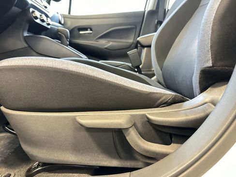 New 2025 Nissan Versa SV w/ Trunk Package image 21