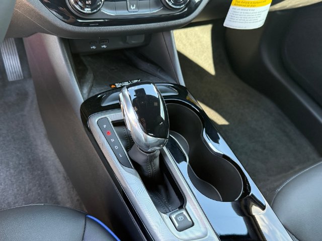 Used 2026 Buick Envista Sport Touring w/ Convenience II Package FWD image 20