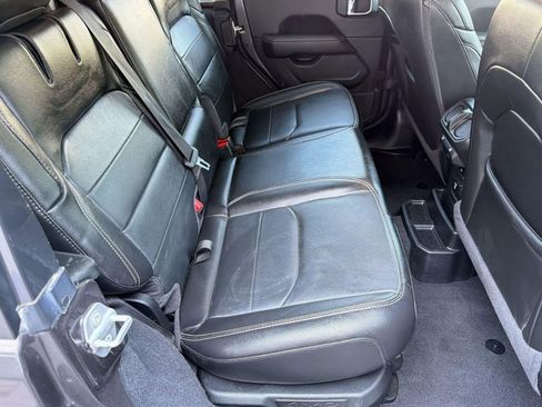 Used 2021 Jeep Wrangler Unlimited Sahara AWD/4WD image 25