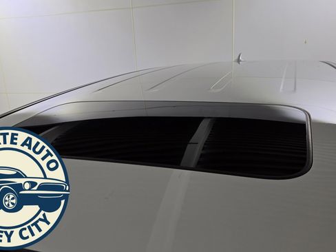 Used 2022 Honda Pilot EX-L image 9