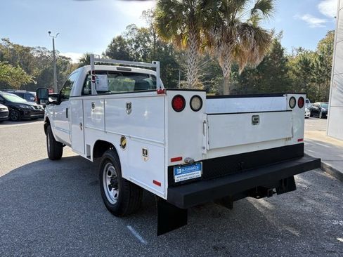 Used 2016 Ford F350 XL w/ Power Equipment Group image 3