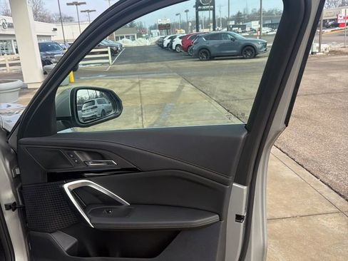 New 2025 BMW X1 xDrive28i w/ Technology Package image 17