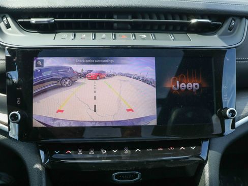 New 2026 Jeep Grand Cherokee L Limited AWD/4WD image 22