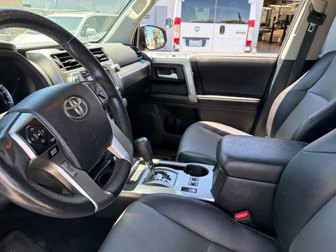 Used 2015 Toyota 4Runner SR5 Premium AWD/4WD image 5