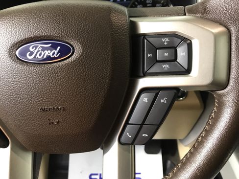 Used 2020 Ford F150 Lariat w/ Equipment Group 502A Luxury image 39