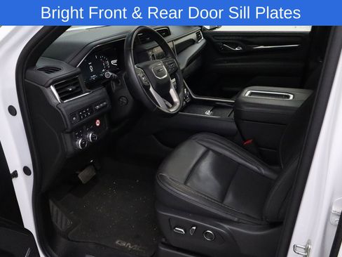 Used 2024 GMC Yukon XL Denali AWD/4WD image 21
