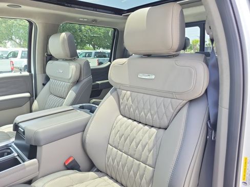 New 2026 Ford F350 Platinum w/ Platinum Plus Package AWD/4WD image 20