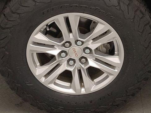 Used 2019 GMC Canyon SLE w/ SLE Convenience Package RWD image 31