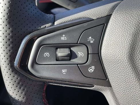 New 2026 Chevrolet Trax RS w/ Sunroof Package image 20