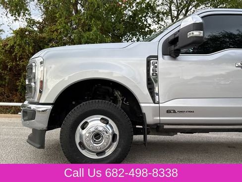 Used 2024 Ford F350 Lariat w/ Lariat Ultimate Package AWD/4WD image 5