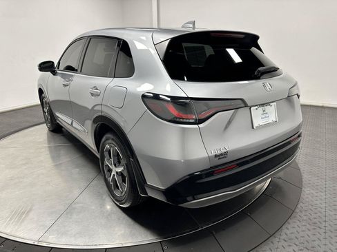 Used 2024 Honda HR-V EX-L image 9