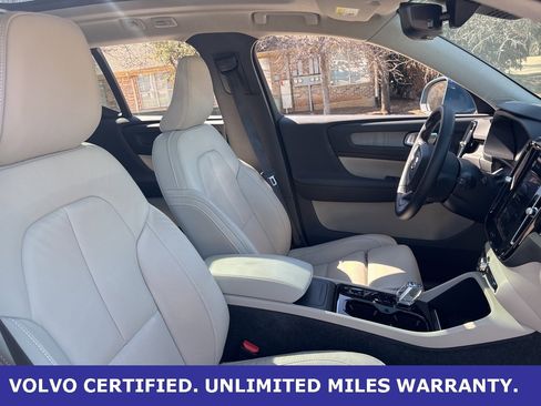 Certified 2023 Volvo XC40 B5 Plus w/ Driver Assist Package image 14