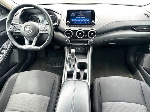 Used 2025 Nissan Sentra SV FWD image 20