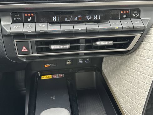 New 2026 Toyota Camry XLE image 23