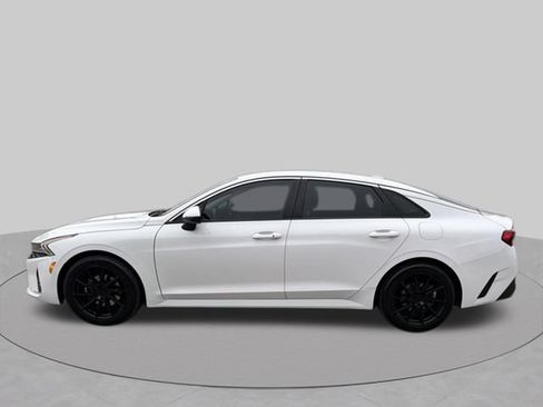 Used 2022 Kia K5 LXS AWD/4WD image 3