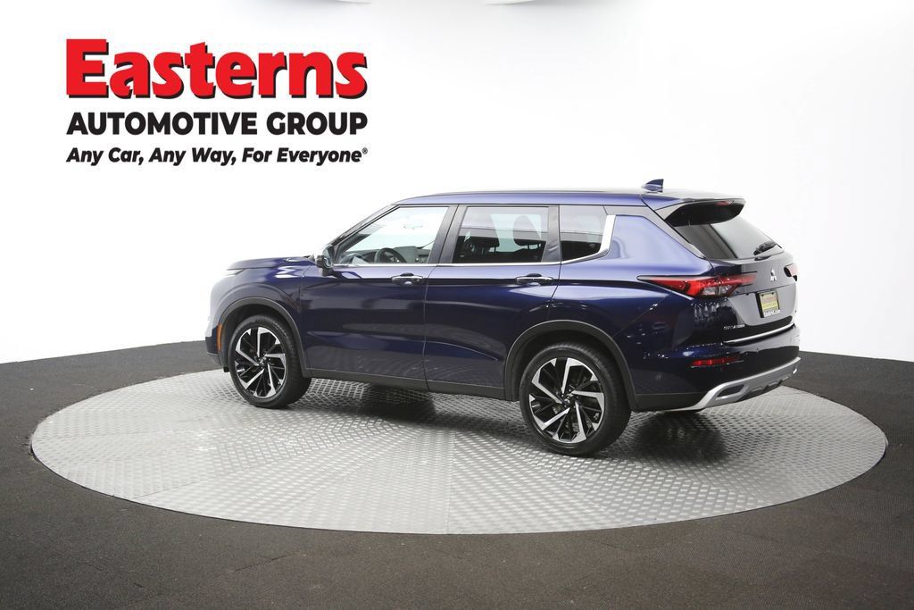 Used 2023 Mitsubishi Outlander SE AWD/4WD image 65
