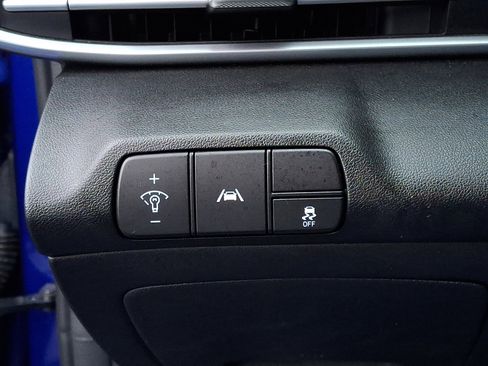 Used 2023 Hyundai Elantra SEL w/ Convenience Package image 26