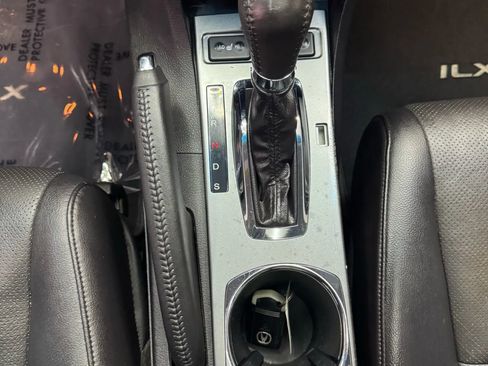 Used 2014 Acura ILX FWD image 19