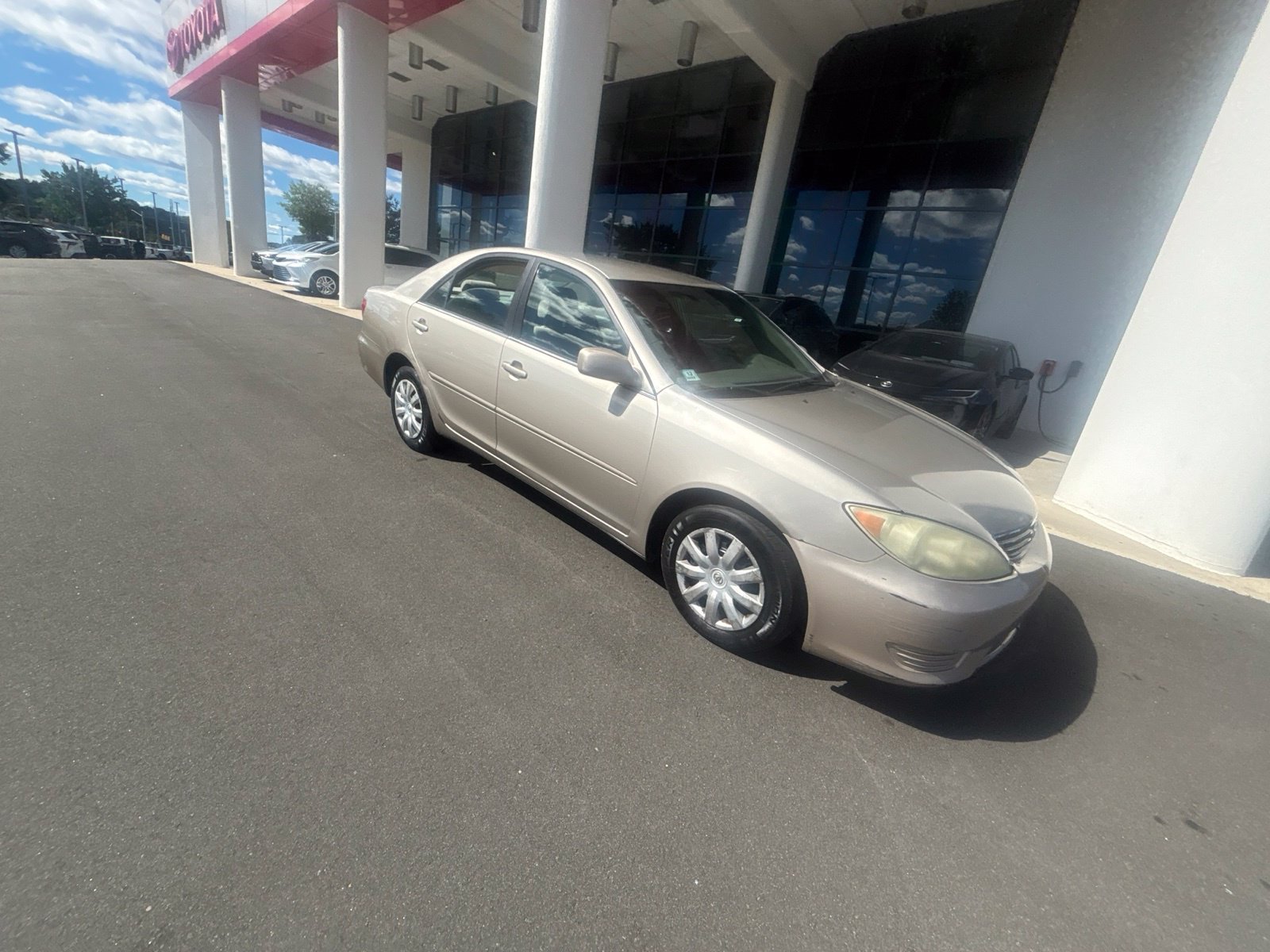 Used 2006 Toyota Camry LE FWD image 7