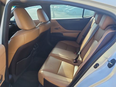 Used 2020 Lexus ES 350 ES 350 w/ Accessory Package 2 image 13