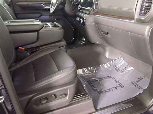 Certified 2024 GMC Sierra 1500 SLT image 27