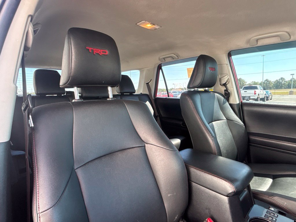 Used 2020 Toyota 4Runner TRD Off-Road Premium AWD/4WD image 16