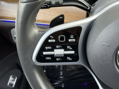 Used 2020 Mercedes-Benz GLE 350 4MATIC w/ AMG Line Exterior image 31