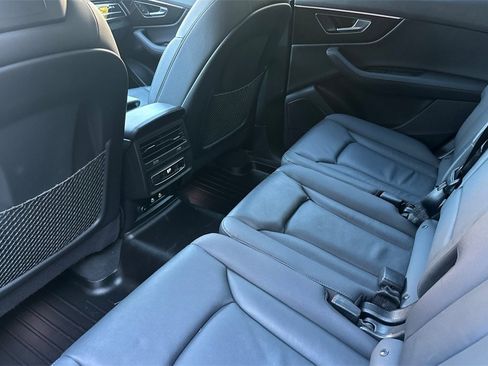 Used 2024 Audi Q7 2.0T Premium Plus image 13