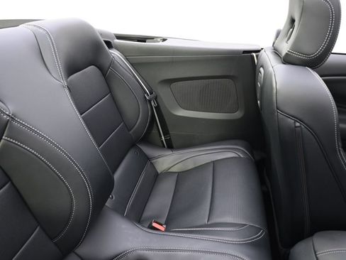 Used 2025 Ford Mustang GT Premium RWD image 28
