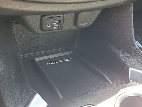 Used 2023 Chevrolet Traverse RS w/ LPO, Floor Liner Package FWD image 14