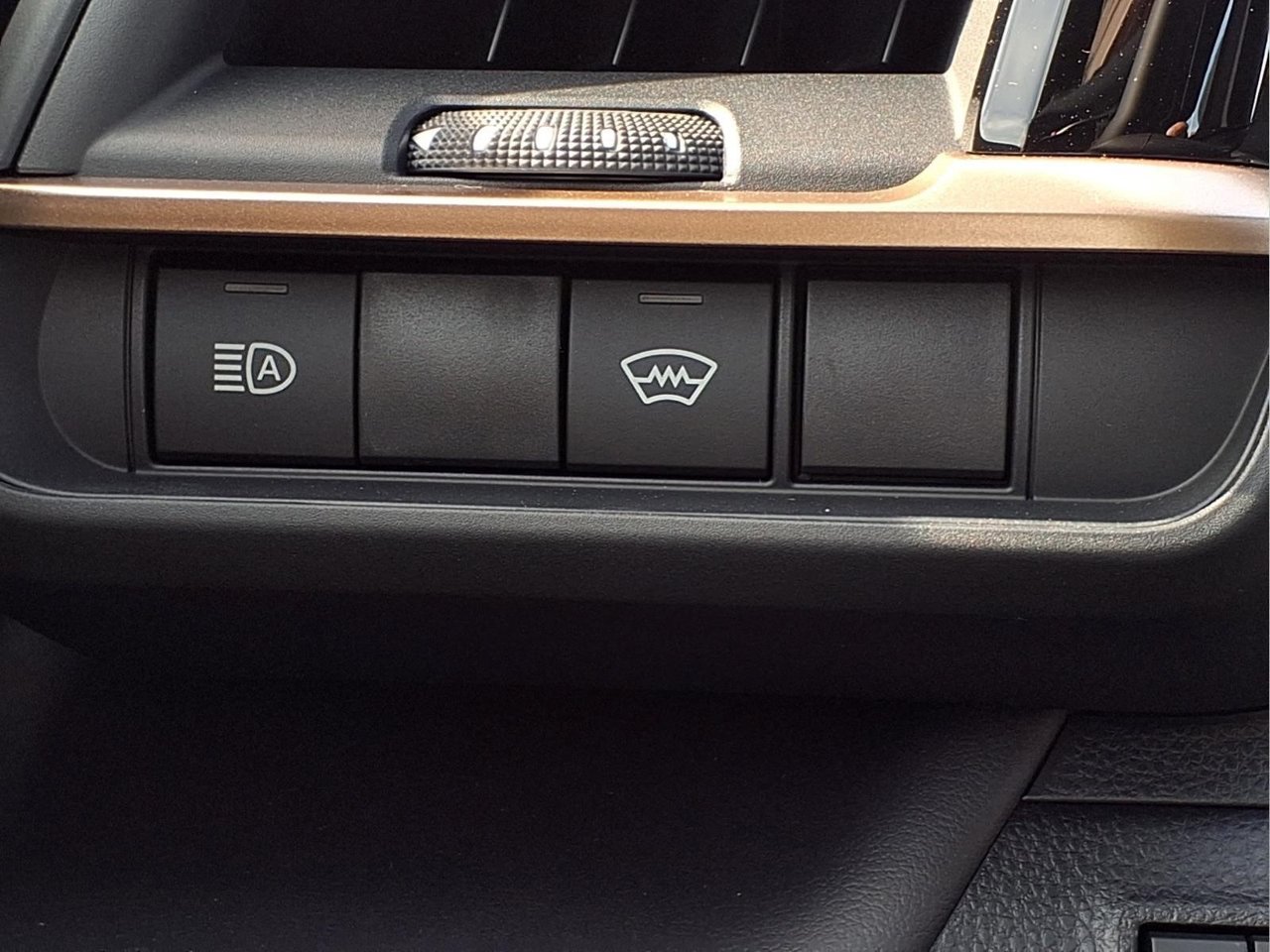 New 2026 Toyota Crown Platinum AWD/4WD image 28
