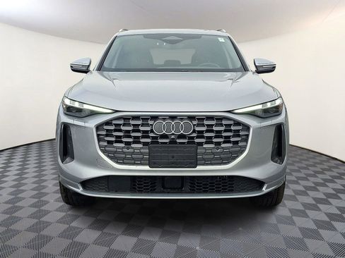 Used 2025 Audi Q5 Premium Plus w/ Premium Plus AWD/4WD image 2