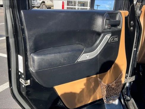 Used 2012 Jeep Wrangler Unlimited Sahara w/ Connectivity Group image 23