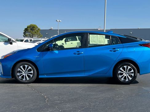 Certified 2021 Toyota Prius XLE AWD/4WD image 9