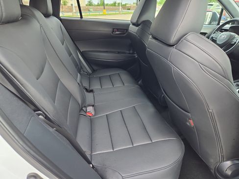 Used 2023 Toyota Corolla Cross AWD Hybrid image 29