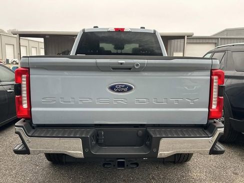 New 2026 Ford F250 Lariat w/ FX4 Off-Road Package image 14