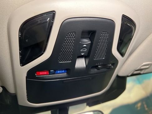 Certified 2025 Subaru Outback Premium image 46