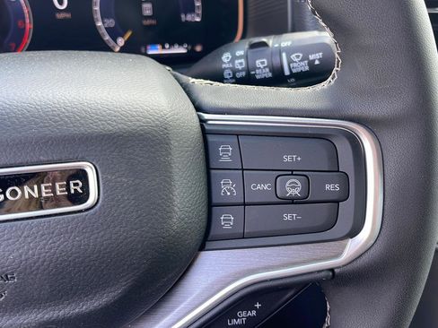 New 2026 Jeep Grand Wagoneer Limited AWD/4WD image 16