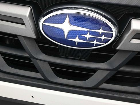 Certified 2023 Subaru Crosstrek 2.5i Sport AWD/4WD image 38