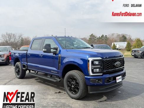 New 2026 Ford F250 Lariat w/ Black Appearance Package image 1