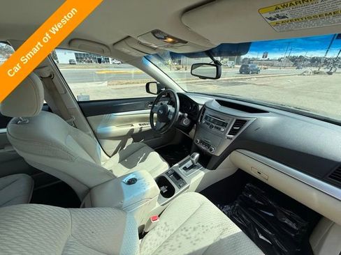 Used 2011 Subaru Legacy 2.5i Premium w/ All-Weather Pkg AWD/4WD image 21