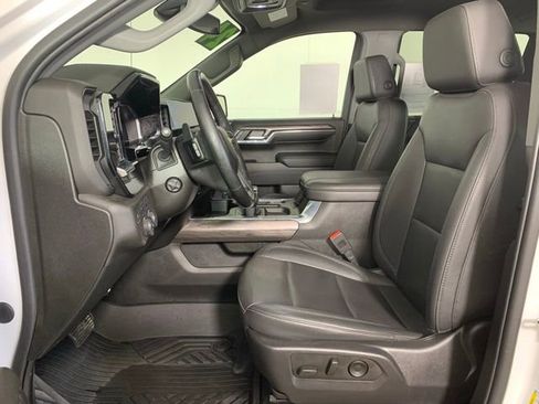 Used 2024 Chevrolet Silverado 1500 LTZ image 13