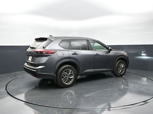 Used 2025 Nissan Rogue S FWD image 7