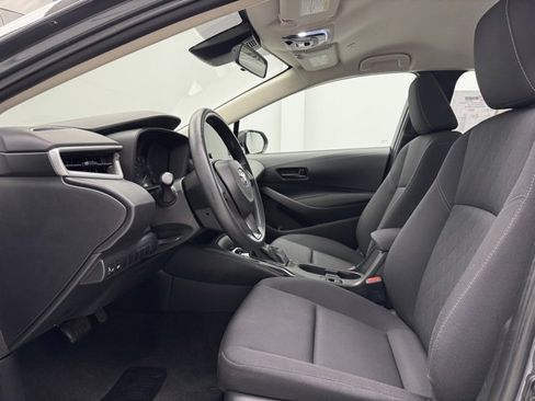 Used 2024 Toyota Corolla LE image 17