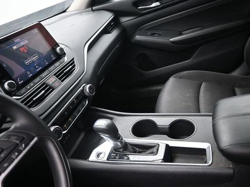 Used 2020 Nissan Altima 2.5 S FWD image 19